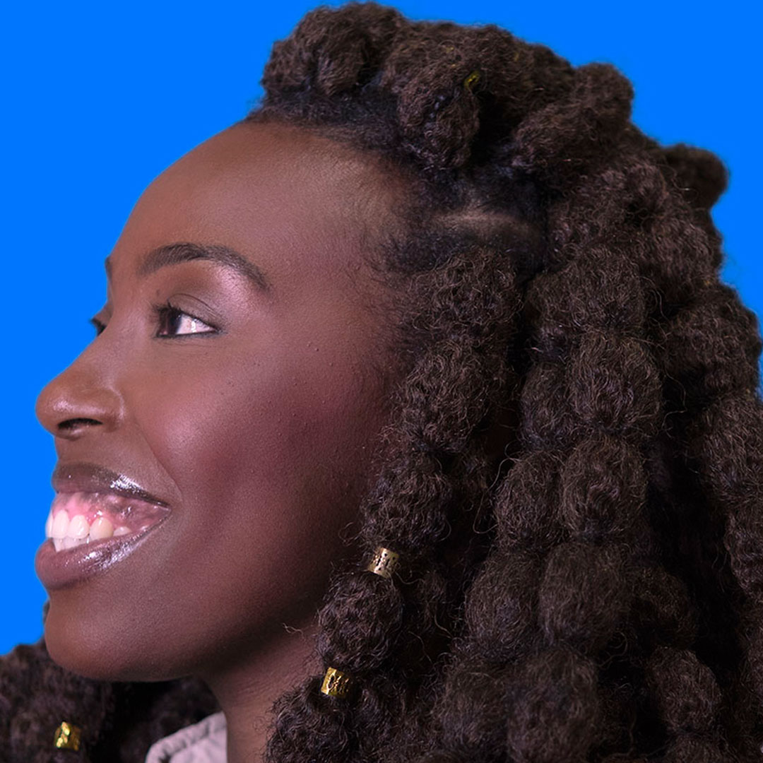 Jackeline Oliveira <small> Analista de Comunicação</small>
